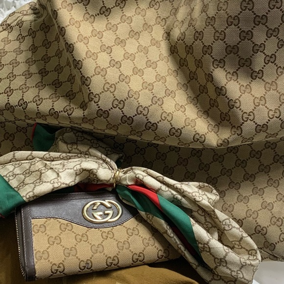 🎉HP🎉Gucci Horsebit Hobo Large ONLY part 2 - Picture 6 of 17